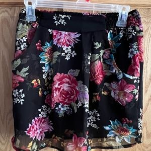 Flowered skirt